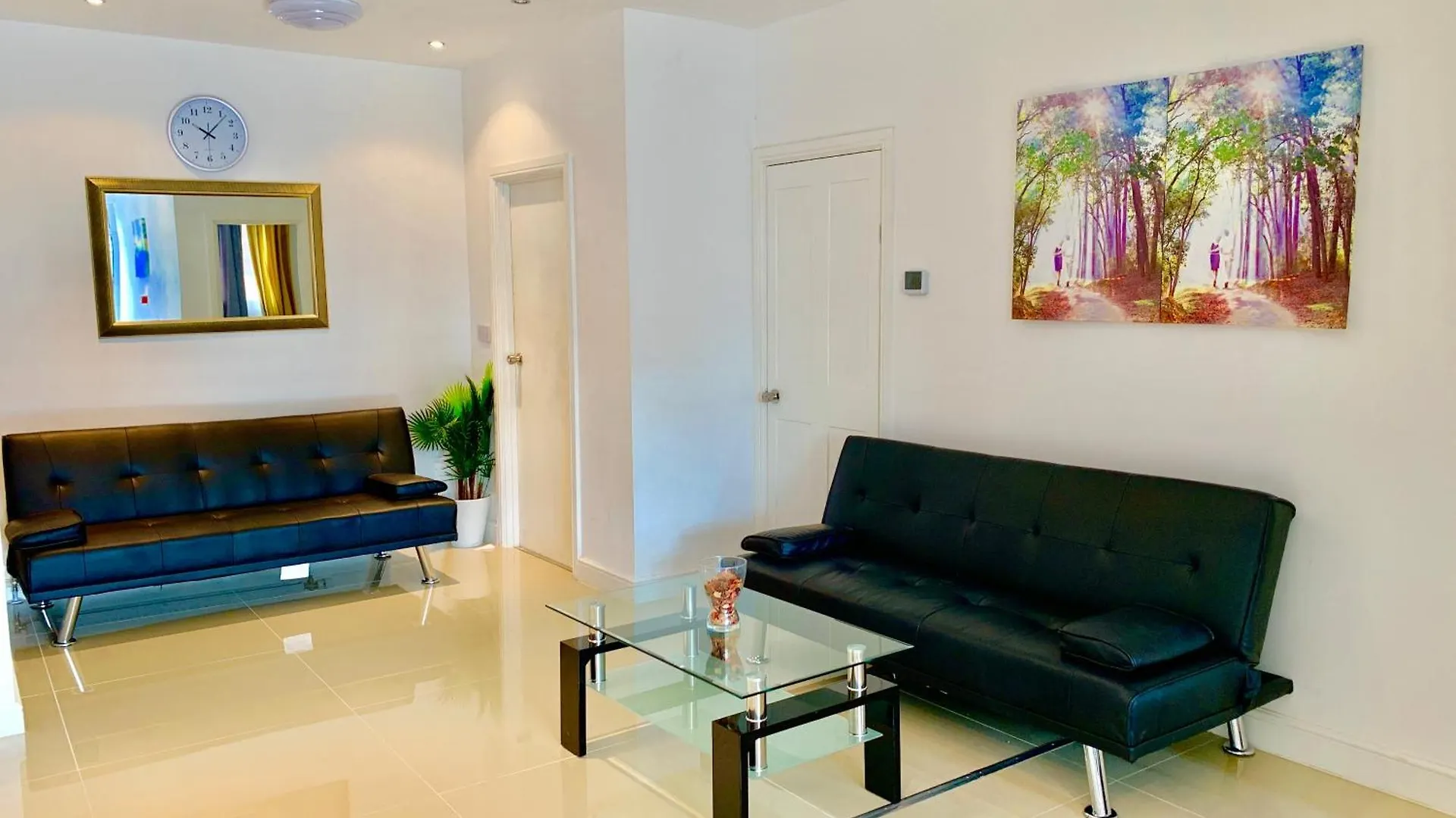 London Studio Apartments, Private Bathrooms And Parking Ilford