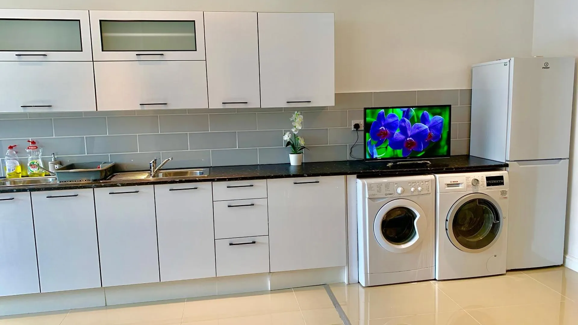 Appartement London Studio Apartments, Private Bathrooms And Parking Ilford