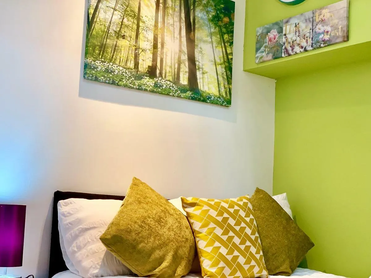 London Studio Apartments, Private Bathrooms And Parking Ilford 0*,