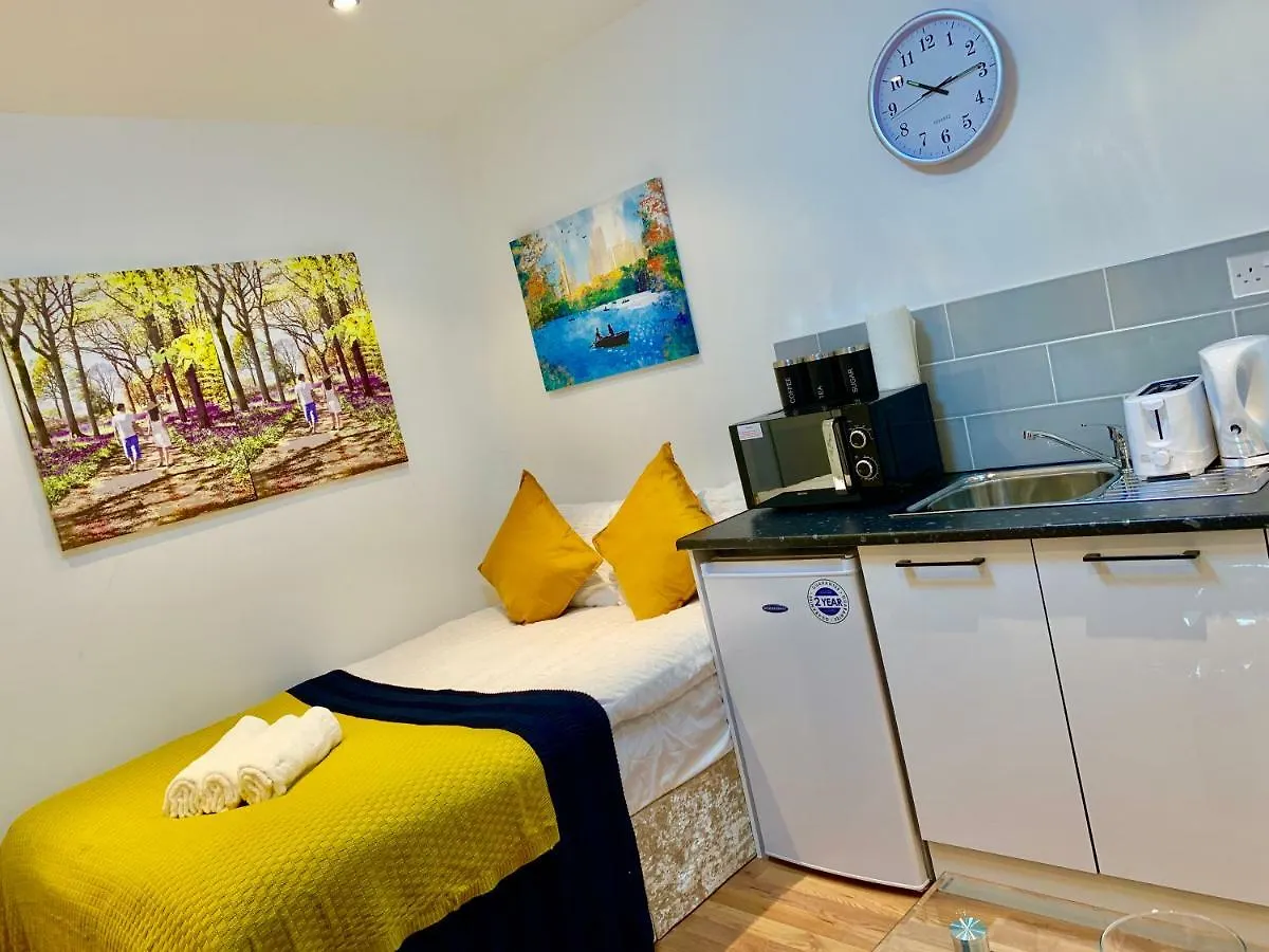 London Studio Apartments, Private Bathrooms And Parking Ilford Appartement