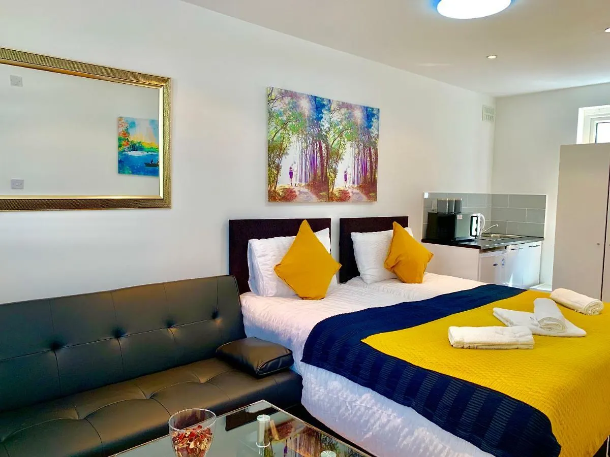London Studio Apartments, Private Bathrooms And Parking Ilford